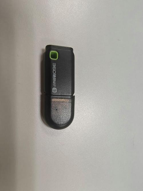 360随身wifi小巧便携操作简单
